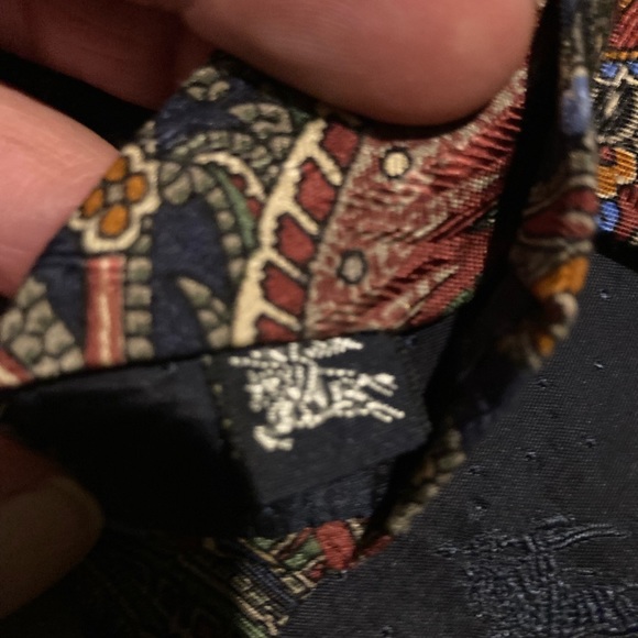 Burberry necktie - Picture 3 of 5